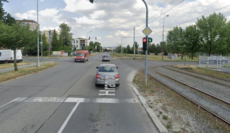 Na jihu Olomouce začínají uzavírky, komplikace i na výpadovce do Brna. U vodojemu budou nové semafory