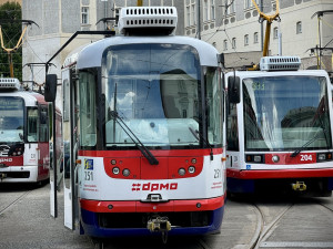 Do Pavloviček nepojedou dva týdny tramvaje, důvodem je oprava kolejí po nehodě vlaku a kamionu