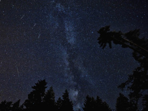 Začátkem příštího týdne bude ideální doba na pozorování meteorického roje Perseid