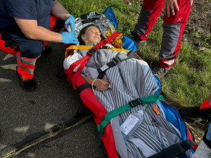 Osmiletá Elenka si zapíchla řídítka do břicha. Uzdravila se přišla poděkovat olomouckým záchranářům