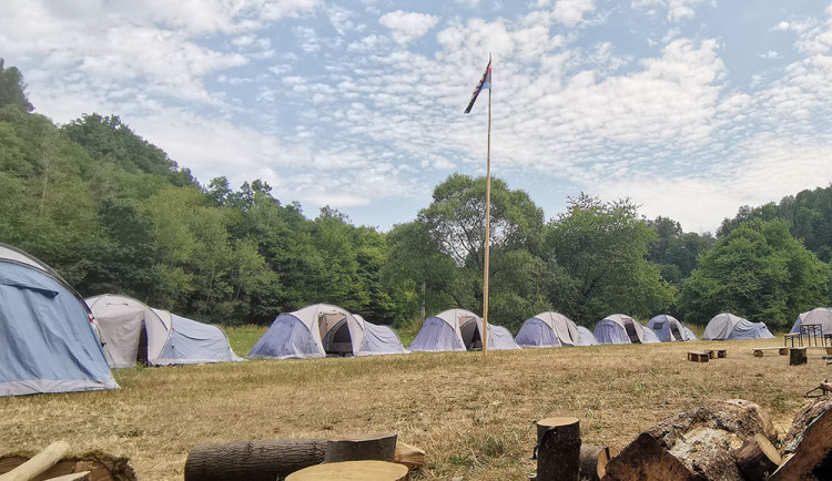 Letní tábor - ilustrační foto