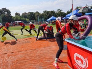 FOTOGALERIE: Souboje na věži i atletické dráze. Na hasičském šampionátu v Olomouci padaly rekordy