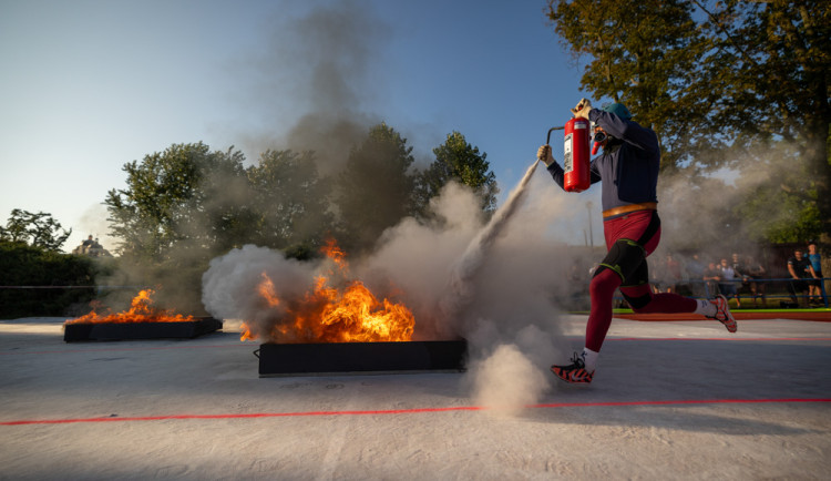 Souboje na věži i atletické dráze. Na hasičském šampionátu v Olomouci padaly rekordy