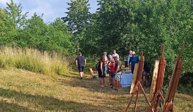Výtvarné umění, hudba a vzpomínka na zesnulého dobrovolníka. Sad ve Šternberku hostí jedinečnou událost