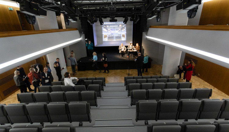 Bývalé olomoucké kino Central vstalo z mrtvých. V první sezoně nabídne divadlo, filmy a festivaly