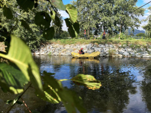 Příval na Desné. Krátce před vydatnými dešti hasiči trénovali, jak zkrotit rozvodněnou řeku