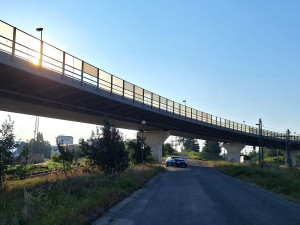 Oprava mostu v Zábřehu zpomalí dopravu do Šumperka. V neděli je v plánu zatěžkávací zkouška