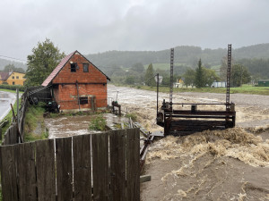 Povodňová situace na Jesenicku se dramatizuje. Lidé ze dvou ulic se museli evakuovat