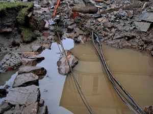 VIDEO: Byla to apokalypsa, popsala starostka Jeseníku povodňovou vlnu. Po náměstí plavala auta