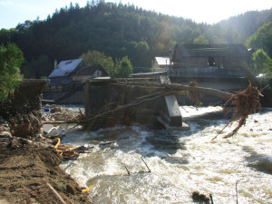 Zničené Hanušovice vyhlásily sbírku. Škody po záplavách jsou obrovské, samo město opravy nezvládne