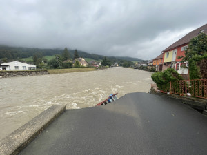 Povodně v Olomouckém kraji způsobily miliardové škody. Dobrovolníci se musí registrovat, chybí vysoušeče