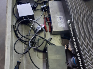 2 - Měřící zařízení s porušenými plombami našli inspektoři ve stanici měření emisí v Olomouci