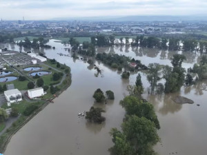 Olomoucké dvojité štěstí v neštěstí: rozestavěná protipovodňová opatření pomohla a vydržela nápor