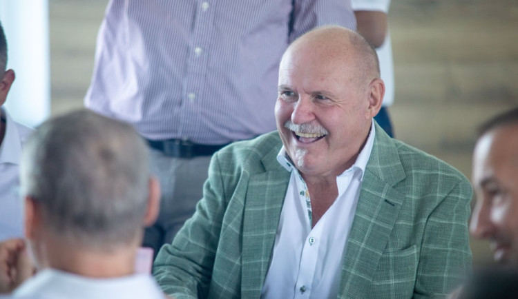 VOLBY 2024: Sečtena je většina hlasů. V Olomouckém kraji drtivě vede ANO, druzí jsou s odstupem STAROSTOVÉ