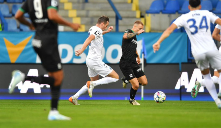 Slovan remizoval s Bohemians 2:2. O vítězný gól domácí připravil ofsajd