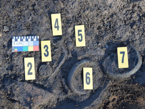 Archeologové našli u Uničova sídliště zemědělců z doby kamenné. Postavili ho na kopečku nad řekou Oskavou