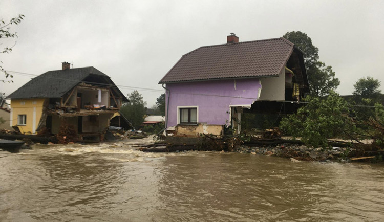 Aby se povodňová apokalypsa neopakovala. Jesenicko bude se státem hledat nové pozemky pro domy