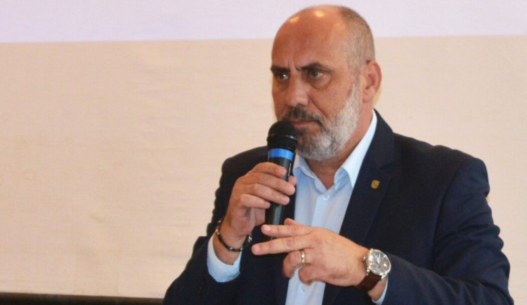 Senátorem na Prostějovsku bude primátor František Jura z ANO.