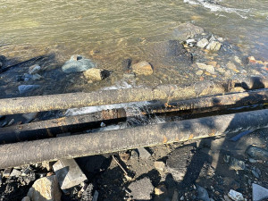 Na všechna místa Jesenicka se pitná voda vrátí až v řádu týdnů. Nyní jsou zde desítky cisteren