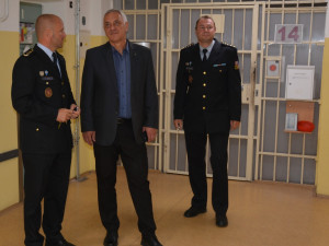 Do likvidace škod na severu Olomouckého kraje se zapojilo na 700 vězňů