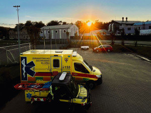 Pražští záchranáři pomohli po povodních na Jesenicku desítkám lidí. Předepisovali ztracené léky, řešili ale i infarkt