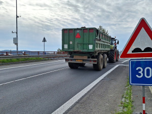 Oprava mostu v Zábřehu zpomalí dopravu do Šumperka. V neděli je v plánu zatěžkávací zkouška