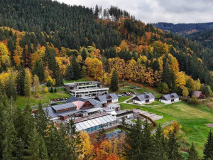 Kde se na podzim zahřát? Dopřejte si Wellness den s masáží ve Velkých Karlovicích