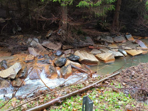 Měsíc od zničujících povodní. Hlavně na Jesenicku úřady uvažují, že někde by mohla zůstat nová koryta