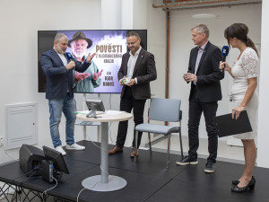 Slavnostní křest nahrávky Pověsti z Olomouckého kraje v atriu budovy Českého rozhlasu Olomouc