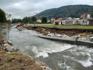 Poškozené koryto Branné Hanušovice-Jindřichov