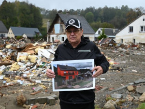 Velká voda jim ničila dům opakovaně, tentokrát ale definitivně