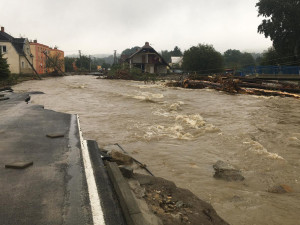 Náročná obnova krajských silnic na Šumpersku a Jesenicku: povodně napáchaly spoušť za tři čtvrtě miliardy