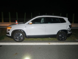 Žena se dvěma promile nabourala na dálnici D35 další vůz a ujela. Policie ji našla až v Mohelnici