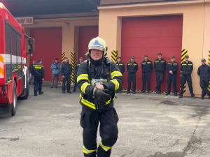 VIDEO: Pro svého šéfa hasiči připravili poslední jízdu. Nejtěžší byly tragické nehody, vzpomíná velitel ze Zábřehu