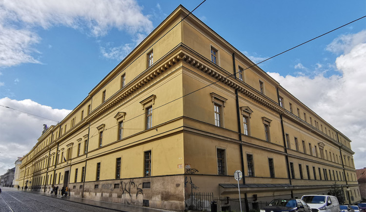 Pro koupi Hanáckých kasáren v Olomouci končí důležitá lhůta. Univerzita Palackého řeší postup s ministerstvem