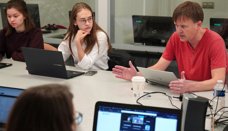 Umělá inteligence blíže člověku. Mohou za to vědci z olomoucké univerzity