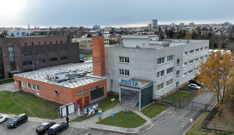 Olomouc schválila nákup pošty v Ladově ulici za 119 milionů. Budou zde úředníci z agendy řidičů a vozidel