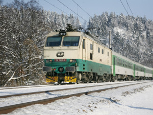 Setkání legend. Železničáři se v Olomouci rozloučí s lokomotivami přezdívanými banán nebo dvojka