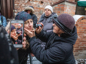 FOTO A VIDEO: Sníh švihlochodce nezastavil. Olomoucí se propletl bláznivý pochod