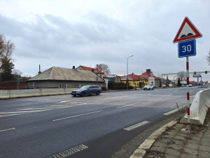 Frekventovanou Přerovskou ulici v Olomouci čeká několikaměsíční omezení. ŘSD chystá přestavbu mostu