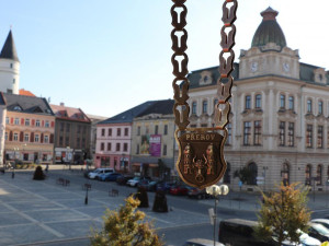 František Skácelík byl přerovský lékař, starosta a regionální pracovník. Podílel se na založení měšťanské školy