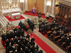 Na rozloučení s Milanem Ferancem dorazily stovky lidí. Do Olomouce přijel i Andrej Babiš