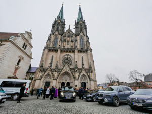 Na rozloučení s Milanem Ferancem dorazily stovky lidí. Do Olomouce přijel i Andrej Babiš