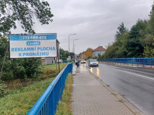 V Olomouckém kraji loni z okolí silnic zmizelo deset nelegálních billboardů. Jiné se naopak u cest objevily