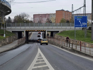 Vodu z podjezdu v Předmostí odvede kilometr dlouhé podzemní potrubí. Stavět se začne po dokončení D1
