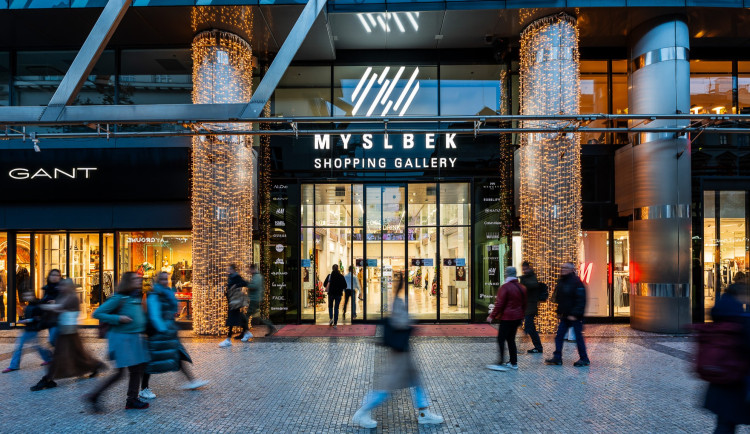 Olomoucký developer Morávek kupuje pražské obchodní centrum Atrium Flora a pasáž Myslbek Na Příkopě