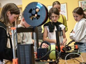 Pololetky jsou tady. Olomoucký dům dětí dnes pořádá noc s hrami a zítra workshopy či zájezdy