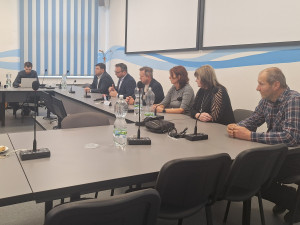 Obce proti stavbě obřího odpočívadla pro kamiony mezi Litovlí a Mohelnicí. Bude jednání s ministrem dopravy