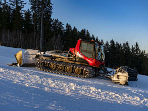Rodinný areál Lipno jako první v České republice pořídil rolbu s unikátní technologií SNOWsat LiDAR