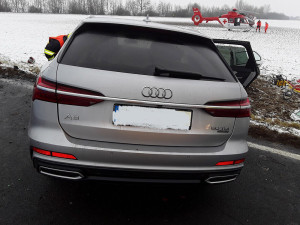 Tragický střet u Chomoutova. Při dopravní nehodě na Olomoucku zemřeli dva lidé